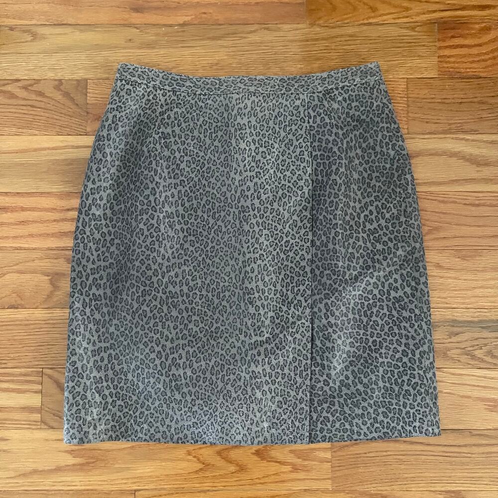 Newport News Leather Mini Skirt 12 Womens Gray Black Animal Print Mob Wife Y2K